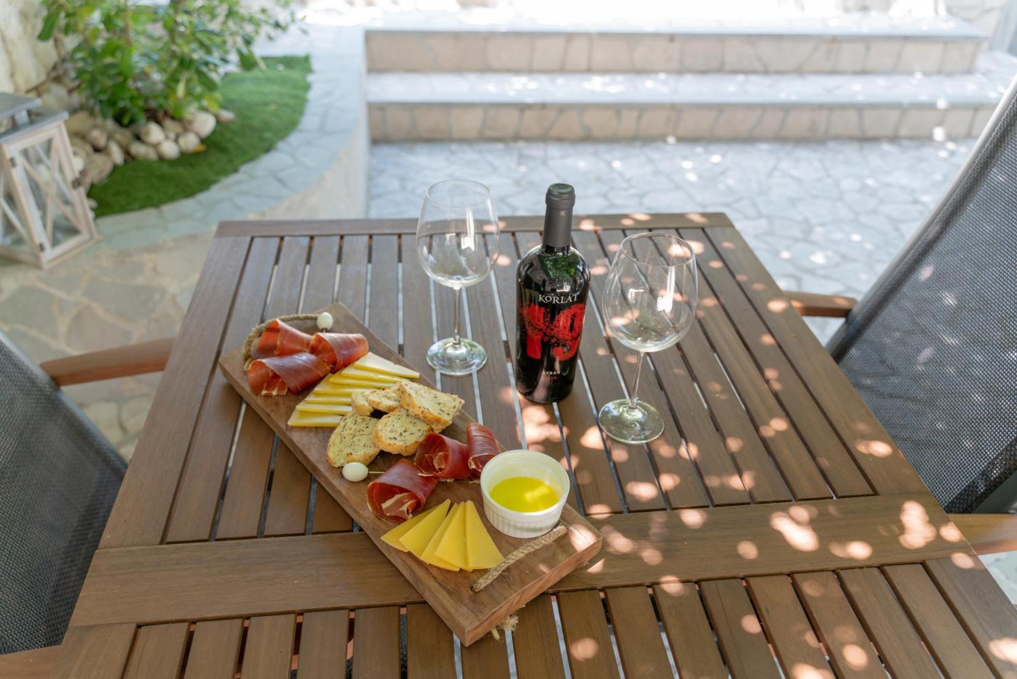 Apartments Srdanovic Omis Bagian luar foto